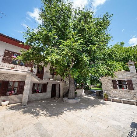 Apartments Mirjana 1655 칸파나르 외부 사진
